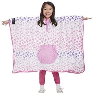 We Wear Cute Pink Leopard Throwbee